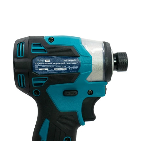 Аккумуляторный импульсный винт PROFI-TEC PID1820BL POWERLine (2×PT2520MP (2.5 Ач), зарядное устройство)