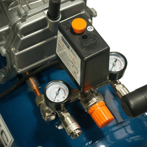 Компресор масляний PROFI-TEC OC-50 (50 л, 1.5 кВт, 200 л/хв)