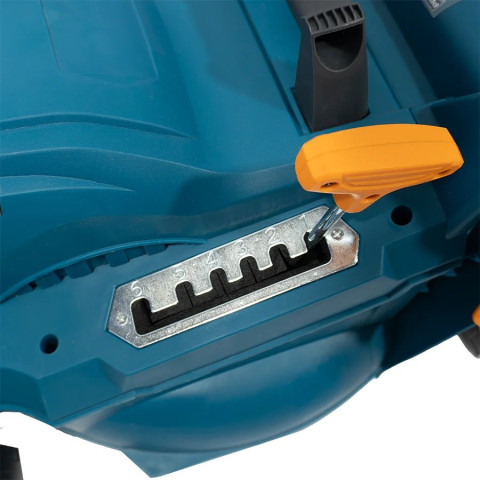 Електрична газонокосарка PROFI-TEC Comfort LM420 (2000 Вт, 420 мм ширина)