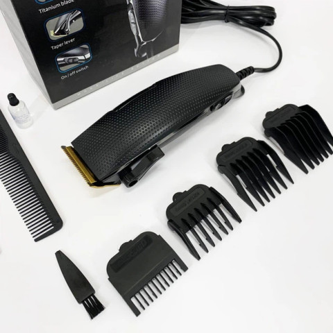 Машинка для стрижки Geemy GM-806 мережева 9 Вт з титановими лезами